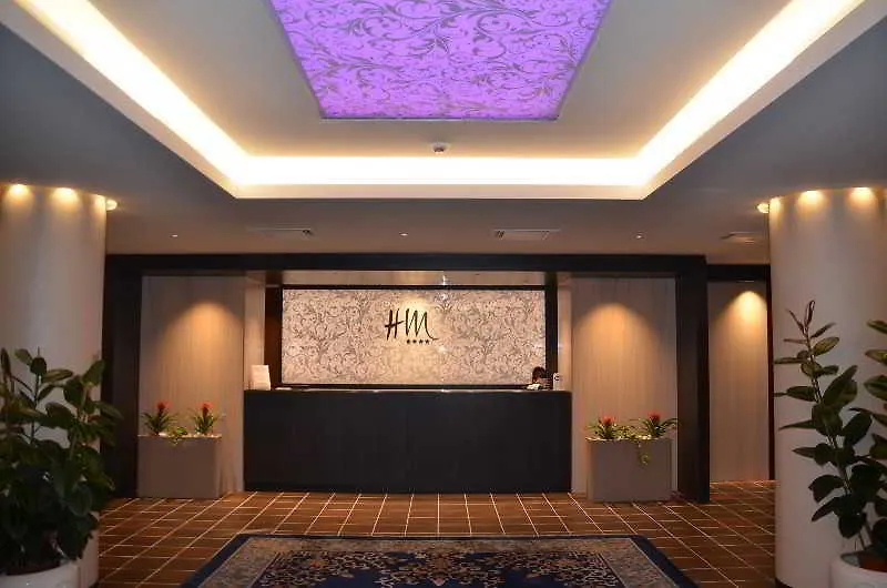 Hotel Mirage Florencie 4*,