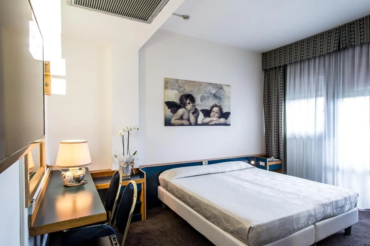 Hotel Mirage Florence