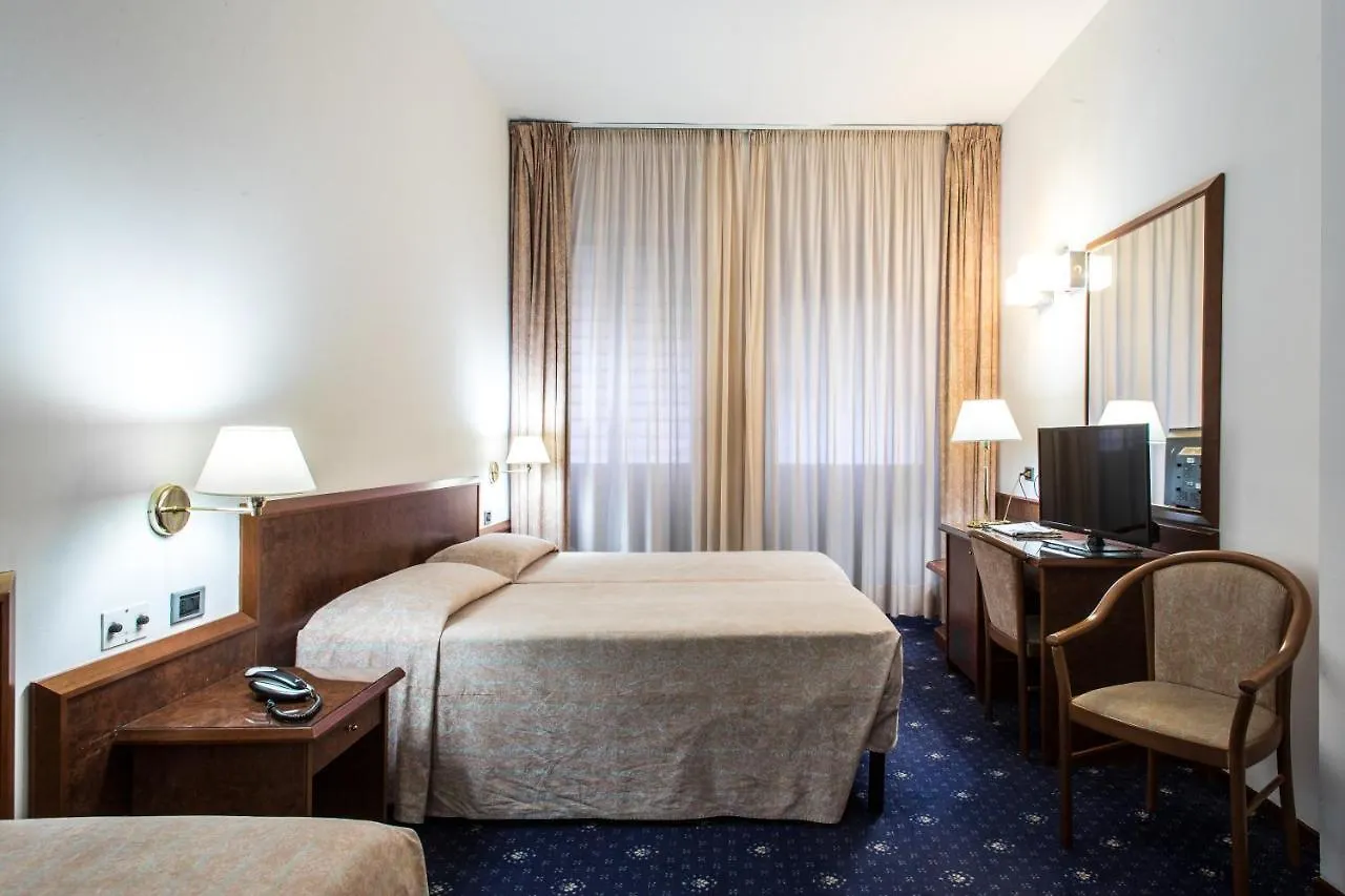 Hotel Mirage Florence 4*,  Italie