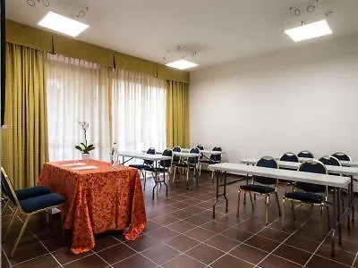Hotel Mirage Florence 4*,
